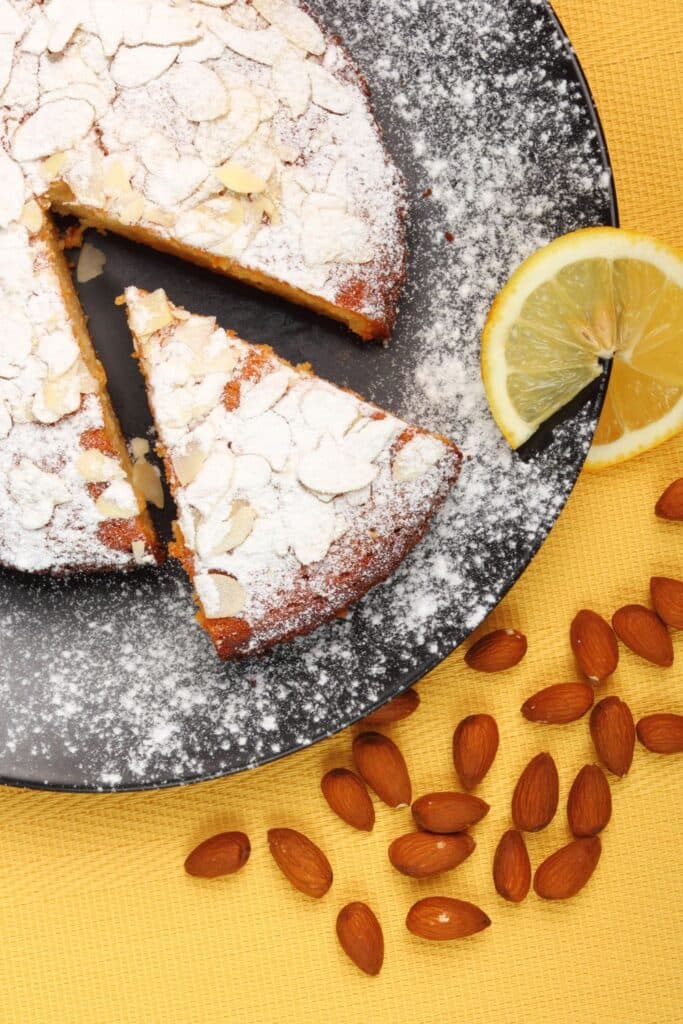 Nigella's Lemon Polenta Cake